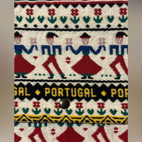 Portugal Shoulder Bag - Picture 3 of 8
